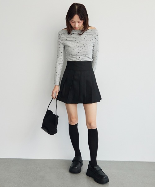 krahe(クレーエ)の「ヘザーツイルボックスプリーツミニスカート(スカート・レディース・ブラック/ブラウン/チャコールグレー・FREE)」の19枚目の写真