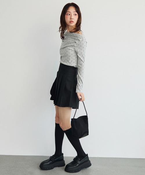krahe(クレーエ)の「ヘザーツイルボックスプリーツミニスカート(スカート・レディース・ブラック/ブラウン/チャコールグレー・FREE)」の20枚目の写真