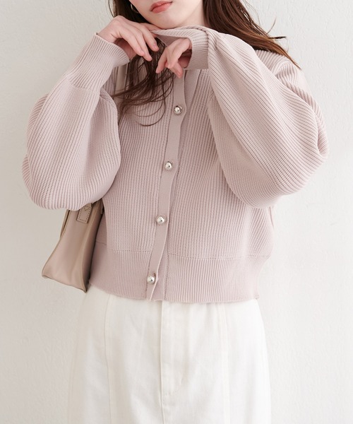 natural couture（ナチュラルクチュール）の「ころりん釦片畦ポリニットカーディガン（カーディガン/ボレロ・レディース・グレイッシュベージュ/ピンクベージュ/オフホワイト/チャコールグレー/ラベンダー/ネイビー・FREE）」の21枚目の写真