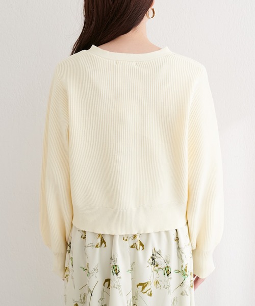 natural couture（ナチュラルクチュール）の「ころりん釦片畦ポリニットカーディガン（カーディガン/ボレロ・レディース・グレイッシュベージュ/ピンクベージュ/オフホワイト/チャコールグレー/ラベンダー/ネイビー・FREE）」の16枚目の写真