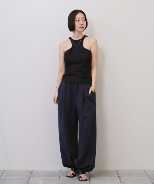 TODAYFUL（トゥデイフル）の「Tuck Sweat Pants（その他パンツ・レディース・インディゴブルー/アイボリー・36inch/38inch）」の15枚目の写真