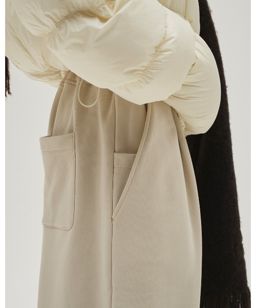 TODAYFUL（トゥデイフル）の「Tuck Sweat Pants（その他パンツ・レディース・インディゴブルー/アイボリー・36inch/38inch）」の5枚目の写真