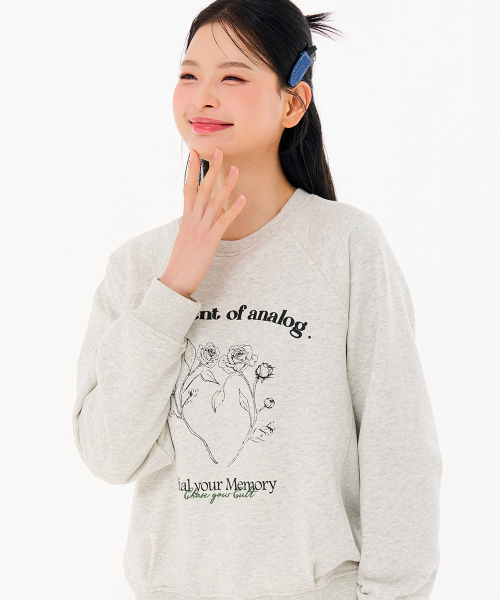 CHASECULT(チェイスカルト)の「レディース ラグラン グラフィック スウェットシャツ-FARG5163B05(Tシャツ/カットソー・レディース・オートミール・90/85)」の5枚目の写真