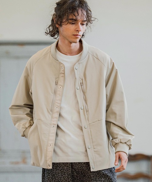 CAMBIO(カンビオ)の「mj11377- MA-1ボンバーブルゾン(MA-1・メンズ・グレイッシュベージュ/オリーブ/ブラック・M/L/XL)」の6枚目の写真