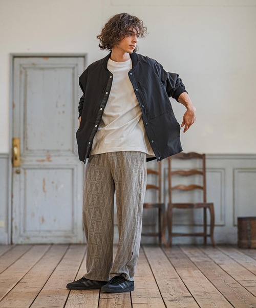 CAMBIO(カンビオ)の「mj11377- MA-1ボンバーブルゾン(MA-1・メンズ・グレイッシュベージュ/オリーブ/ブラック・M/L/XL)」の19枚目の写真