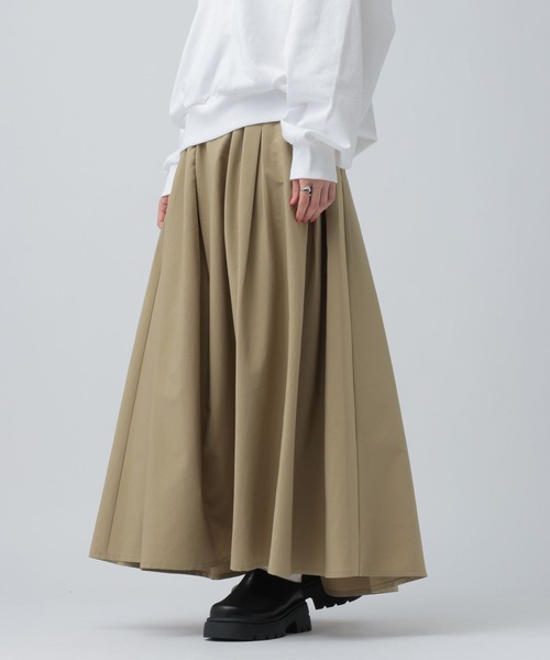 LEPSIM(レプシィム)の「タックギャザーフレアスカート 630172(スカート・レディース・ベージュ/ブラック・FREE)」の17枚目の写真