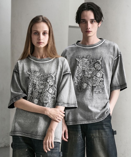 CLEL】Embroidered Design Short Sleeve T-shirt / 刺繍デザイン 半袖T