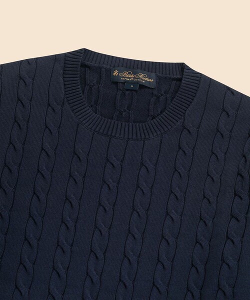 BROOKS BROTHERS(ブルックスブラザーズ)の「スーピマコットン ケーブル クルーネックセーター(ニット/セーター・メンズ・グリーン/ネイビー/ベージュ/ラベンダー/ブルー・SMALL/LARGE/MEDIUM)」の13枚目の写真