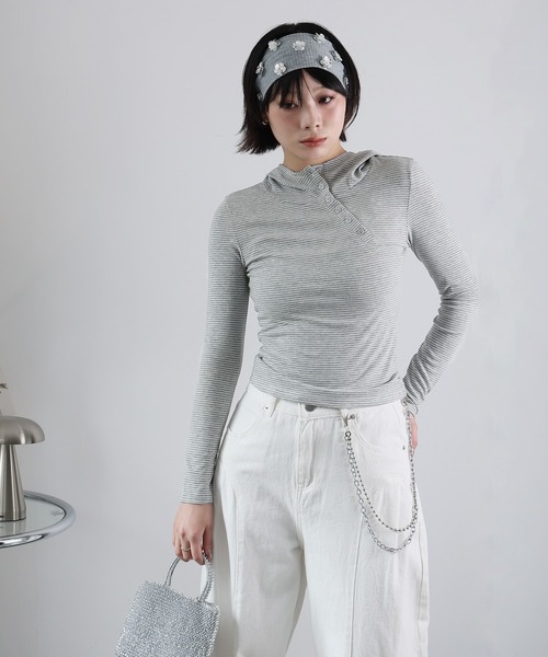 Ulysses(ユリシス)の「アシメデザインフード付きボーダーカットソー(Tシャツ/カットソー・レディース・ブラック/ライトグレー/ダークグレー・F)」の17枚目の写真