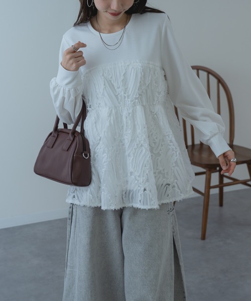 refinedworks(リファインドワークス)の「【refinedworks】異素材 ドッキング ペプラム シルエット プルオーバー(Tシャツ/カットソー・レディース・ホワイト/ブラック・FREE)」の5枚目の写真