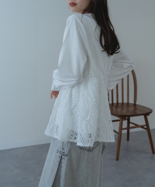 refinedworks(リファインドワークス)の「【refinedworks】異素材 ドッキング ペプラム シルエット プルオーバー(Tシャツ/カットソー・レディース・ホワイト/ブラック・FREE)」の17枚目の写真