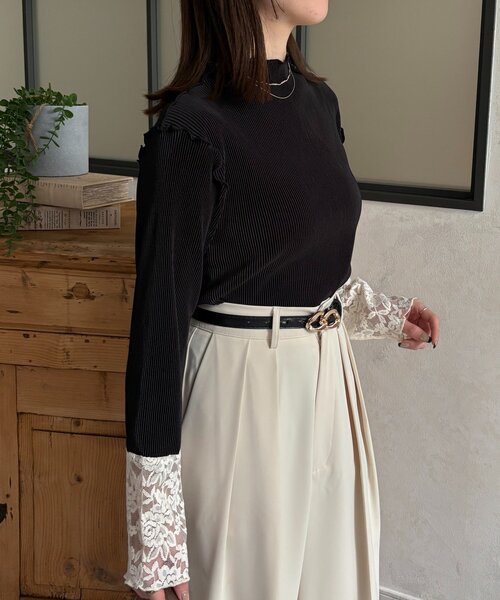 Thevon(ゼボン)の「袖先切替プリーツメロープルオーバー(Tシャツ/カットソー・レディース・ブラック/グリーン系その他2/ホワイト系その他/アイボリー・FREE)」の13枚目の写真