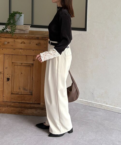 Thevon(ゼボン)の「袖先切替プリーツメロープルオーバー(Tシャツ/カットソー・レディース・ブラック/グリーン系その他2/ホワイト系その他/アイボリー・FREE)」の15枚目の写真