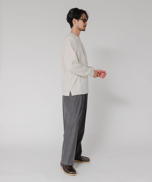 URBAN RESEARCH(アーバンリサーチ)の「『UR TECH』度詰めワッフルヘンリーロングスリーブ(Tシャツ/カットソー・メンズ・ブラック/オートミール/ホワイト/ライトグレー・MEDIUM/LARGE)」の17枚目の写真