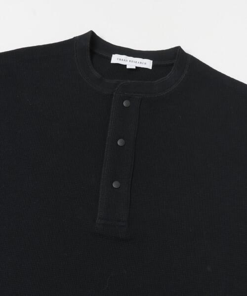URBAN RESEARCH（アーバンリサーチ）の「『UR TECH』度詰めワッフルヘンリーロングスリーブ（Tシャツ/カットソー・メンズ・ブラック/オートミール/ホワイト/ライトグレー・MEDIUM/LARGE）」の12枚目の写真