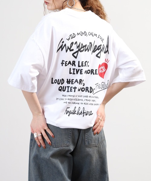 FUNALIVE(ファンアライブ)の「CVC WIDE Crew Neck T-Shirt 刺繍&グラフィックT 半袖(Tシャツ/カットソー・メンズ・ホワイト/ブラック/スミクロ/ダークグリーン/ブラック系3/ホワイト系2/ホワイト系3/ブラック系2/ホワイト系4/ネイビー系2/ブラック系4/ブラック系5・LL/L/M)」の4枚目の写真