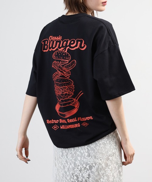 FUNALIVE(ファンアライブ)の「CVC WIDE Crew Neck T-Shirt 刺繍&グラフィックT 半袖(Tシャツ/カットソー・メンズ・ホワイト/ブラック/スミクロ/ダークグリーン/ブラック系3/ホワイト系2/ホワイト系3/ブラック系2/ホワイト系4/ネイビー系2/ブラック系4/ブラック系5・LL/L/M)」の2枚目の写真
