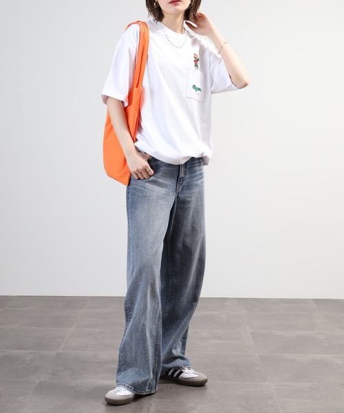 FUNALIVE(ファンアライブ)の「CVC WIDE Crew Neck T-Shirt 刺繍&グラフィックT 半袖(Tシャツ/カットソー・メンズ・ホワイト/ブラック/スミクロ/ダークグリーン/ブラック系3/ホワイト系2/ホワイト系3/ブラック系2/ホワイト系4/ネイビー系2/ブラック系4/ブラック系5・LL/L/M)」の19枚目の写真