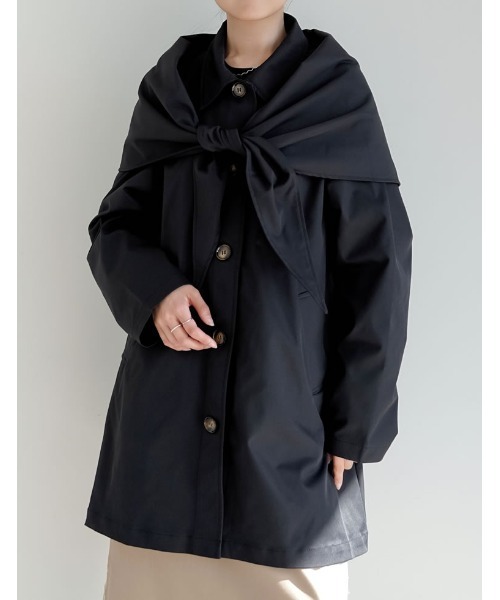 Re:EDIT（リエディ）の「ミリタリーツイルスカーフ付きミドルコート（トレンチコート・レディース・アイボリー/ブラック/ベージュ・MEDIUM）」の7枚目の写真