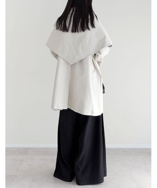 Re:EDIT（リエディ）の「ミリタリーツイルスカーフ付きミドルコート（トレンチコート・レディース・アイボリー/ブラック/ベージュ・MEDIUM）」の13枚目の写真