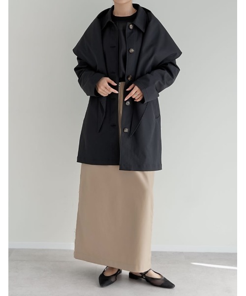 Re:EDIT（リエディ）の「ミリタリーツイルスカーフ付きミドルコート（トレンチコート・レディース・アイボリー/ブラック/ベージュ・MEDIUM）」の4枚目の写真