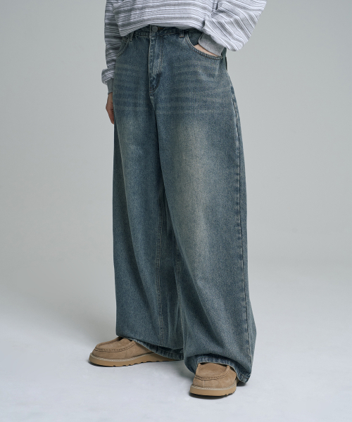 MOOVN（ムブン）の「モアワイドデニムパンツウォッシュドブルー（デニムパンツ・メンズ・その他・LARGE/MEDIUM/SMALL）」の2枚目の写真