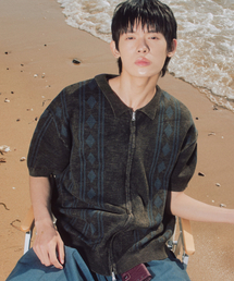 XTONZ（エクストーンズ）の「XTK142 エスニックヴィンテージウォッシングカラー半袖ニットジップアップ (ブラック)（Tシャツ/カットソー）」