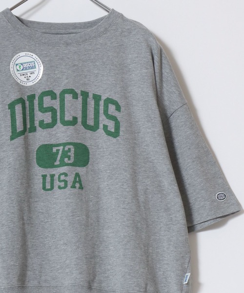 DISCUS（ディスカス）の「2026SS DISCUS/ディスカス カレッジロゴ ワンポイントロゴ刺繍 オーバーサイズ 半袖スウェットTシャツ（Tシャツ/カットソー・レディース・ブルー/グレー/サックスブルー/ブラック/レッド/ホワイト・L/M）」の13枚目の写真