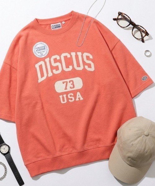 DISCUS（ディスカス）の「2026SS DISCUS/ディスカス カレッジロゴ ワンポイントロゴ刺繍 オーバーサイズ 半袖スウェットTシャツ（Tシャツ/カットソー・レディース・ブルー/グレー/サックスブルー/ブラック/レッド/ホワイト・L/M）」の8枚目の写真