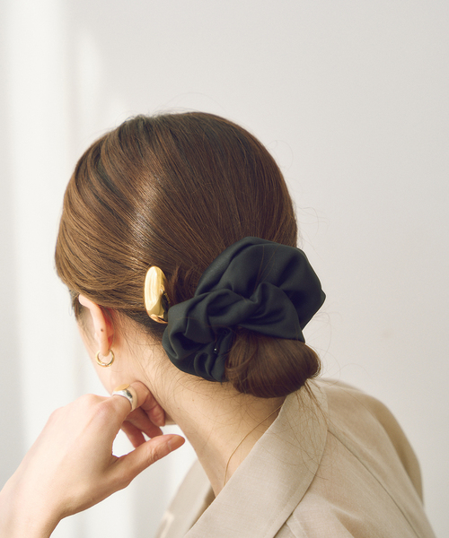 新品 RIM.ARK Natural stone scrunchie シュシュ in mood/インムード STONE scrunchie（シュシュ）｜NOBLE（ノーブル