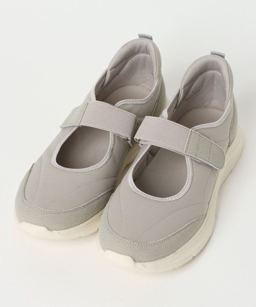 GLOBAL WORK（グローバルワーク）の「エアかるメリージェーンスニーカー/645040（スニーカー・レディース・ライトグレー/ダークブラウン/ブラック・MEDIUM/LARGE）」の6枚目の写真