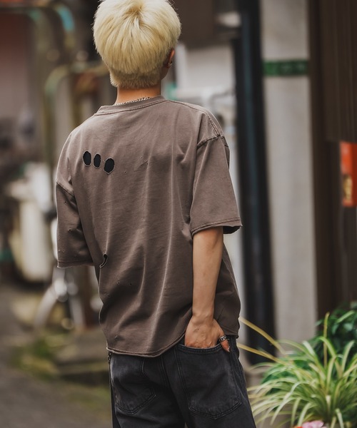 En serio TOKYO(エンソリオトーキョー)の「【SIDEWAYSTANCE】フィーチャーロゴ半袖グランジTシャツ 70478(Tシャツ/カットソー・メンズ・ブラック/ブラウン・SMALL/LARGE/X-LARGE/MEDIUM)」の11枚目の写真