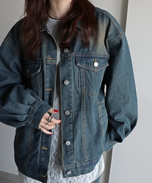 COURO(コウロ)の「オーバーダイ/ケミカル加工オーバーサイズデニムGジャン(デニムジャケット・レディース・ブルー/サックスブルー/ブラウン/イエロー・M)」の14枚目の写真