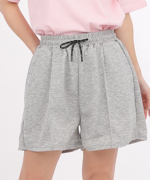 CLOTHY(クロシィ)の「【夏パンツ、これでいいじゃん。】裏COOLスウェットショートパンツ(その他パンツ・レディース・ブラック/ライトグレー/グレー・LARGE/MEDIUM)」の3枚目の写真