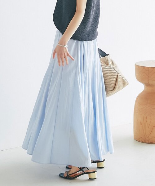 La boutique BonBon(ラブティックボンボン)の「【ゆれる美シルエット】レーヨンナイロンマチマーメイドスカート(スカート・レディース・サックスブルー/チャコールグレー/オフホワイト・PM/38/36)」の1枚目の写真