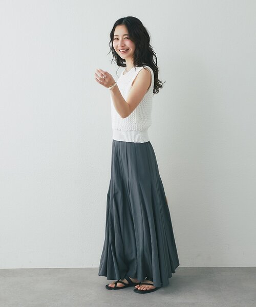La boutique BonBon(ラブティックボンボン)の「【ゆれる美シルエット】レーヨンナイロンマチマーメイドスカート(スカート・レディース・サックスブルー/チャコールグレー/オフホワイト・PM/38/36)」の7枚目の写真