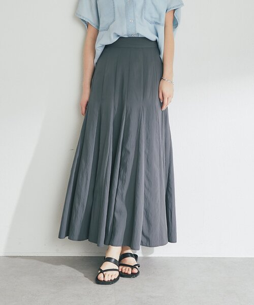 La boutique BonBon(ラブティックボンボン)の「【ゆれる美シルエット】レーヨンナイロンマチマーメイドスカート(スカート・レディース・サックスブルー/チャコールグレー/オフホワイト・PM/38/36)」の10枚目の写真