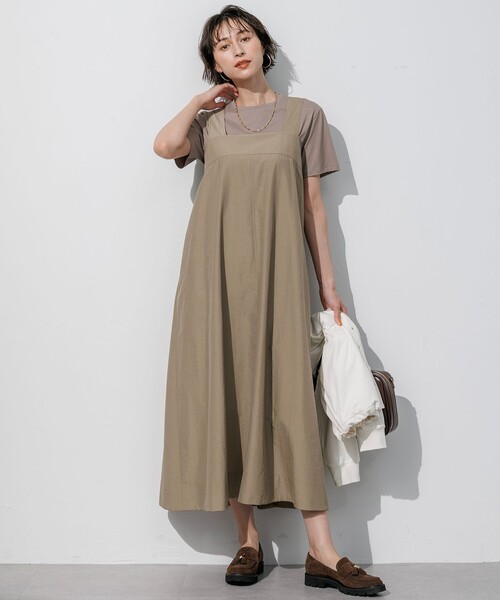 23区 S(ニジュウサンクチイサイサイズ)の「ハイエンド クルーネック Tシャツ(Tシャツ/カットソー・レディース・ベージュ系/ピンク系/ホワイト系/ブラック系/ライトグリーン系/ダークブラウン系・32)」の14枚目の写真