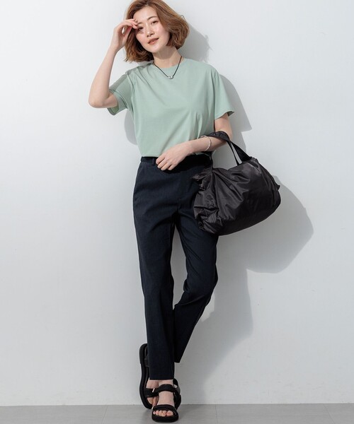 23区 S(ニジュウサンクチイサイサイズ)の「ハイエンド クルーネック Tシャツ(Tシャツ/カットソー・レディース・ベージュ系/ピンク系/ホワイト系/ブラック系/ライトグリーン系/ダークブラウン系・32)」の20枚目の写真