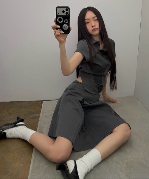 Miseki SEOUL(ミセキソウル)の「Accordion side pleats midi skirt CHARCOAL(スカート・レディース・その他・1/2)」の11枚目の写真