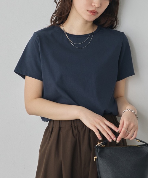hunch(ハンチ)の「USAコットン ベーシック Tシャツ(Tシャツ/カットソー・レディース・レッド/カーキ/ブラック/ネイビー/オフホワイト・FREE)」の4枚目の写真