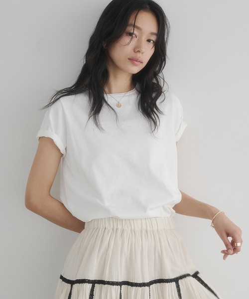 hunch(ハンチ)の「USAコットン ベーシック Tシャツ(Tシャツ/カットソー・レディース・レッド/カーキ/ブラック/ネイビー/オフホワイト・FREE)」の1枚目の写真