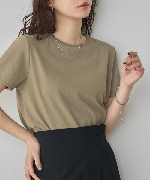 hunch(ハンチ)の「USAコットン ベーシック Tシャツ(Tシャツ/カットソー・レディース・レッド/カーキ/ブラック/ネイビー/オフホワイト・FREE)」の3枚目の写真
