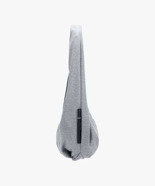 Cote&Ciel(コートエシエル)の「【cote&ciel/コートエシエル】 Hyco S Woven Concrete Grey(ショルダーバッグ・メンズ・グレー・FREE)」の3枚目の写真