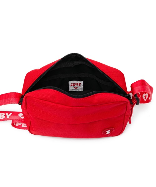 A BATHING APE(アベイシングエイプ)の「HEART BADGE CROSSBODY MINI BAG #1(ショルダーバッグ・レディース・ブルー/レッド/ブラック・FREE)」の15枚目の写真