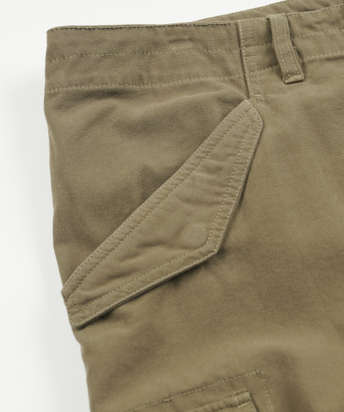 FRIZMWORKS（フリズムワークス）の「CANVAS ESSENTIAL CARGO SHORTS _ DEEP KHAKI（その他パンツ・メンズ・その他・SMALL/MEDIUM/LARGE/X-LARGE）」の4枚目の写真