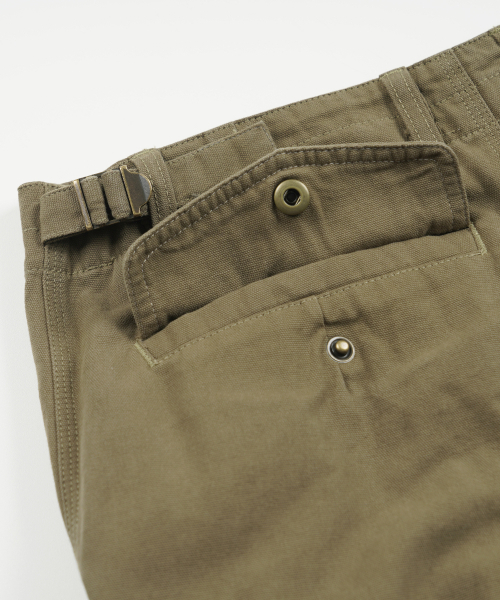 FRIZMWORKS（フリズムワークス）の「CANVAS ESSENTIAL CARGO SHORTS _ DEEP KHAKI（その他パンツ・メンズ・その他・SMALL/MEDIUM/LARGE/X-LARGE）」の8枚目の写真
