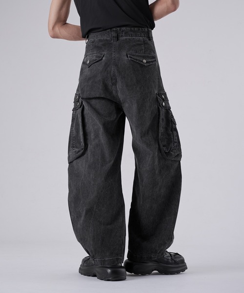 狐独（コドク）の「ダブルポケットカコウカーブデニムパンツ（デニムパンツ・メンズ・ブラック・LARGE/MEDIUM/SMALL）」の14枚目の写真