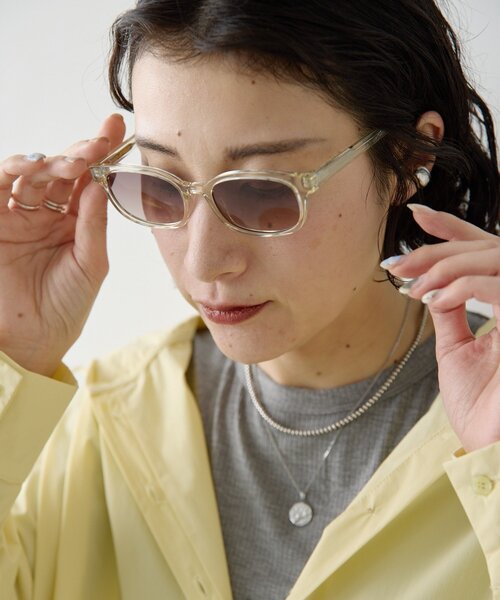 ear PAPILLONNER(イアパピヨネ)の「【A.KJAERBEDE(エキアビド)】CHARLIE26SS/サングラス(その他雑貨・レディース・クリア・FREE)」の9枚目の写真
