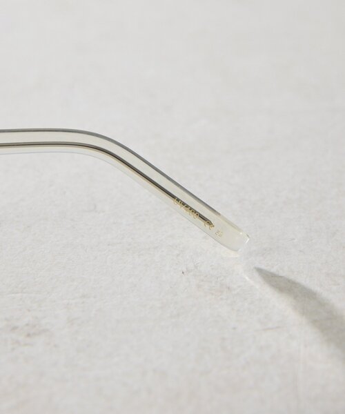 ear PAPILLONNER(イアパピヨネ)の「【A.KJAERBEDE(エキアビド)】CHARLIE26SS/サングラス(その他雑貨・レディース・クリア・FREE)」の13枚目の写真